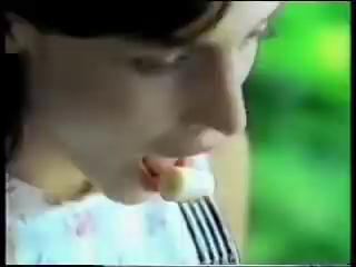 Saga PUB Géant Vert™ ： Le gardien de la vallée, Cœurs de palmiers - 2002